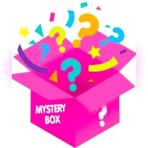 Level UP Mystery Box OVER 100 items (20+ pouches/totes 60+ beauty 10+ jewelry)